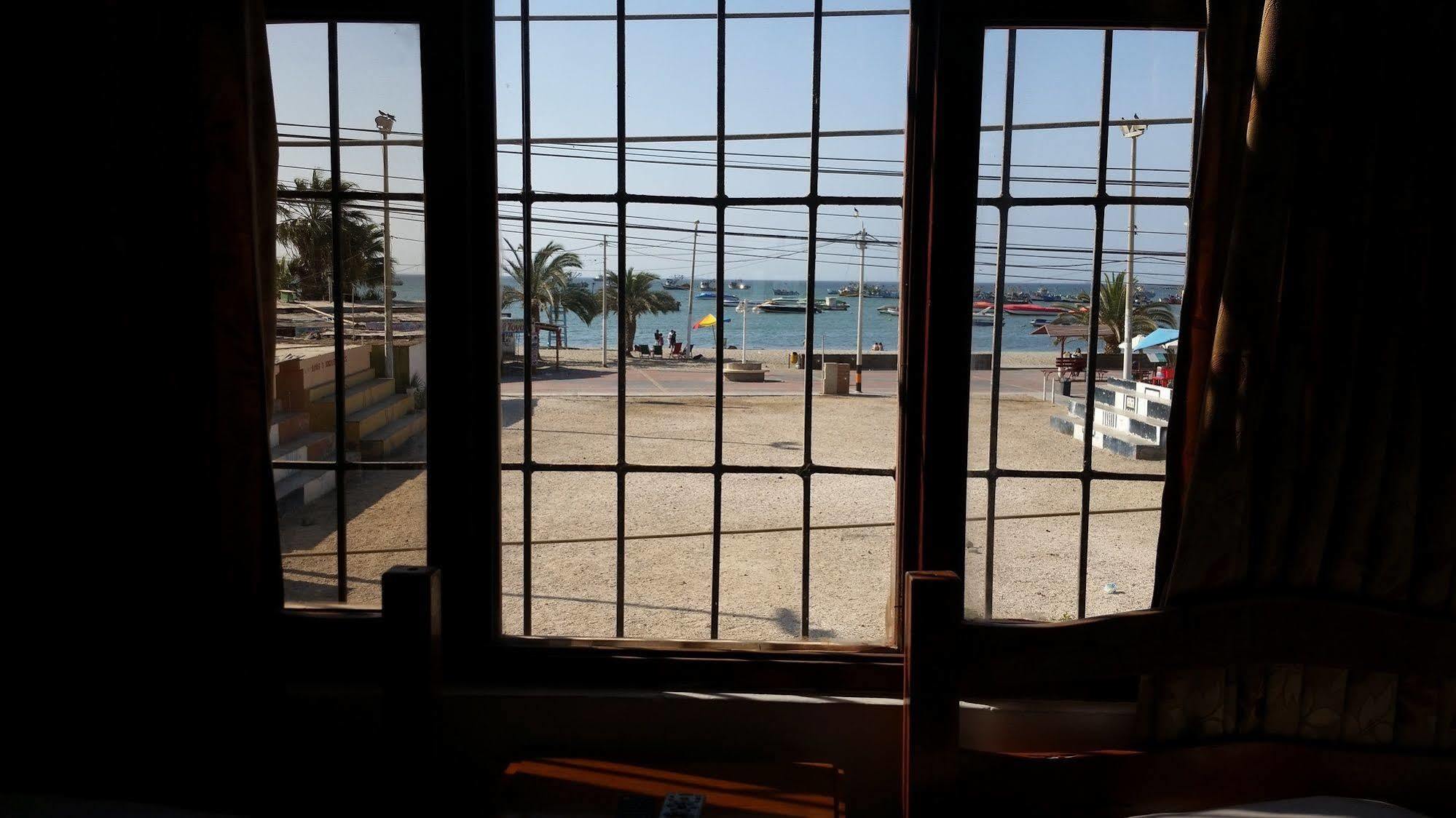 Paracas Hotel Ballestas Island Kültér fotó